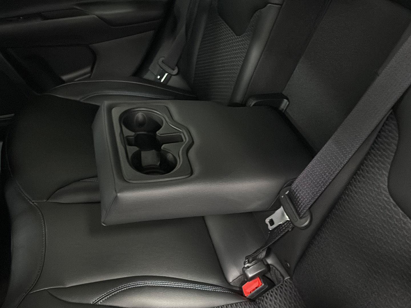 New 2026 Jeep Compass Latitude AWD/4WD image 29