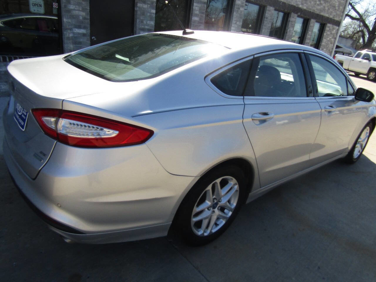 Used 2013 Ford Fusion SE image 7