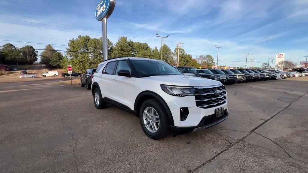 New 2026 Ford Explorer Active image 8