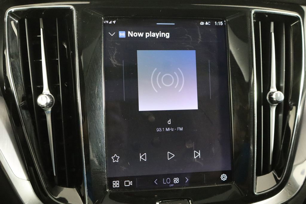 Used 2024 Volvo S60 B5 Core image 28