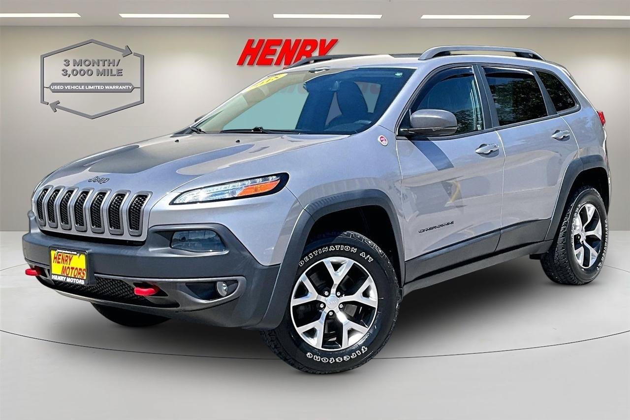 Used 2018 Jeep Cherokee Trailhawk w/ Quick Order Package 27L AWD/4WD image 3