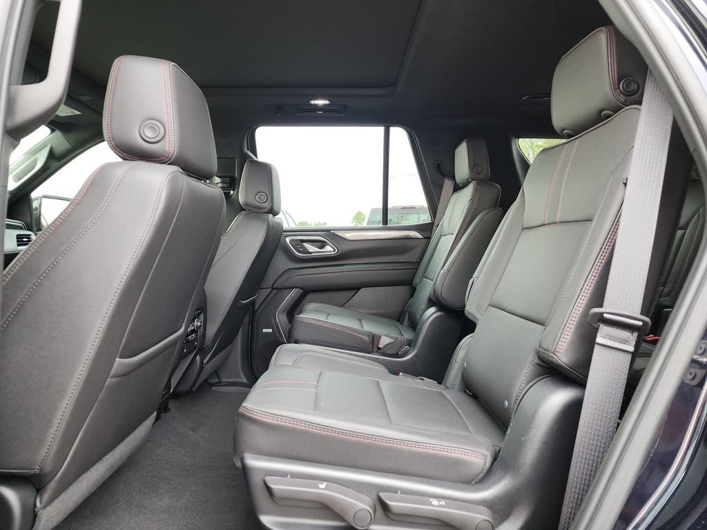 Used 2023 Chevrolet Tahoe RST w/ Luxury Package AWD/4WD image 19