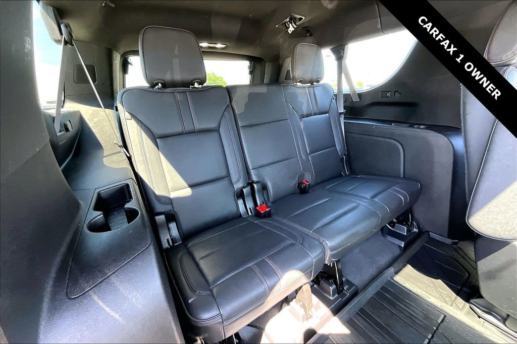 Used 2023 Chevrolet Suburban RST w/ Luxury Package AWD/4WD image 25