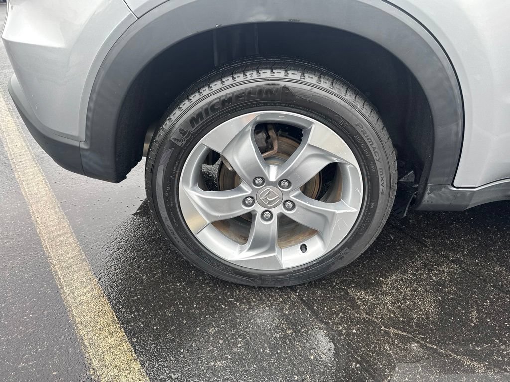 Certified 2019 Honda HR-V LX image 13
