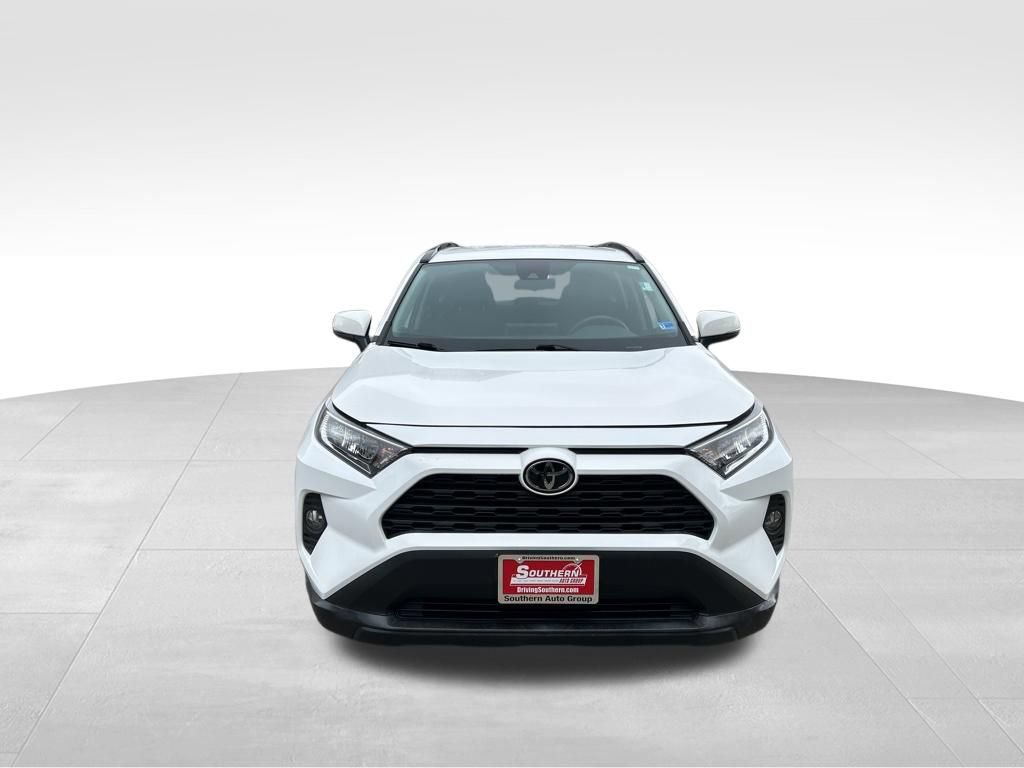 Used 2021 Toyota RAV4 XLE image 9
