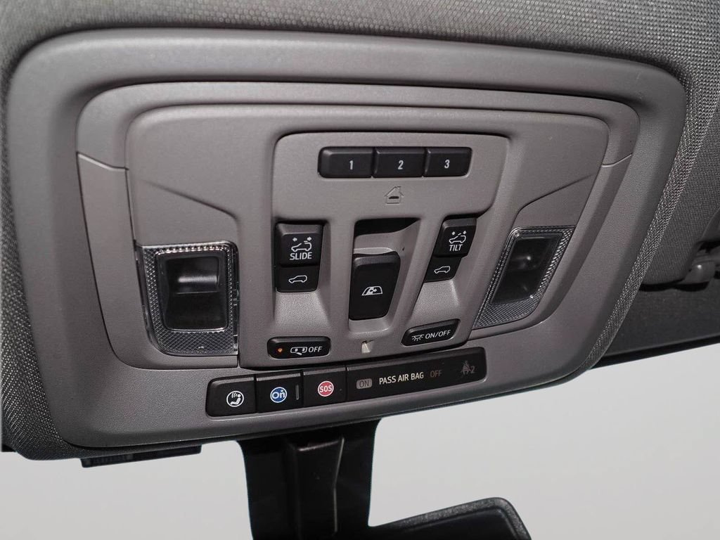 Certified 2022 Chevrolet Silverado 2500 LTZ w/ LTZ Convenience Package AWD/4WD image 26