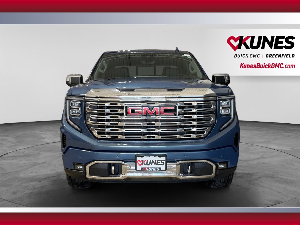 Used 2026 GMC Sierra 1500 Denali w/ Denali Reserve Package AWD/4WD image 4