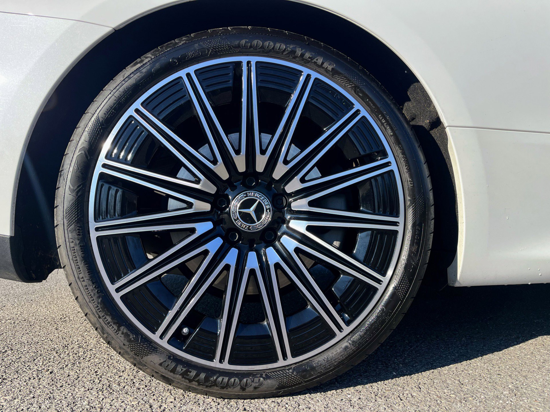 Used 2024 Mercedes-Benz CLE 450 4MATIC Coupe image 12