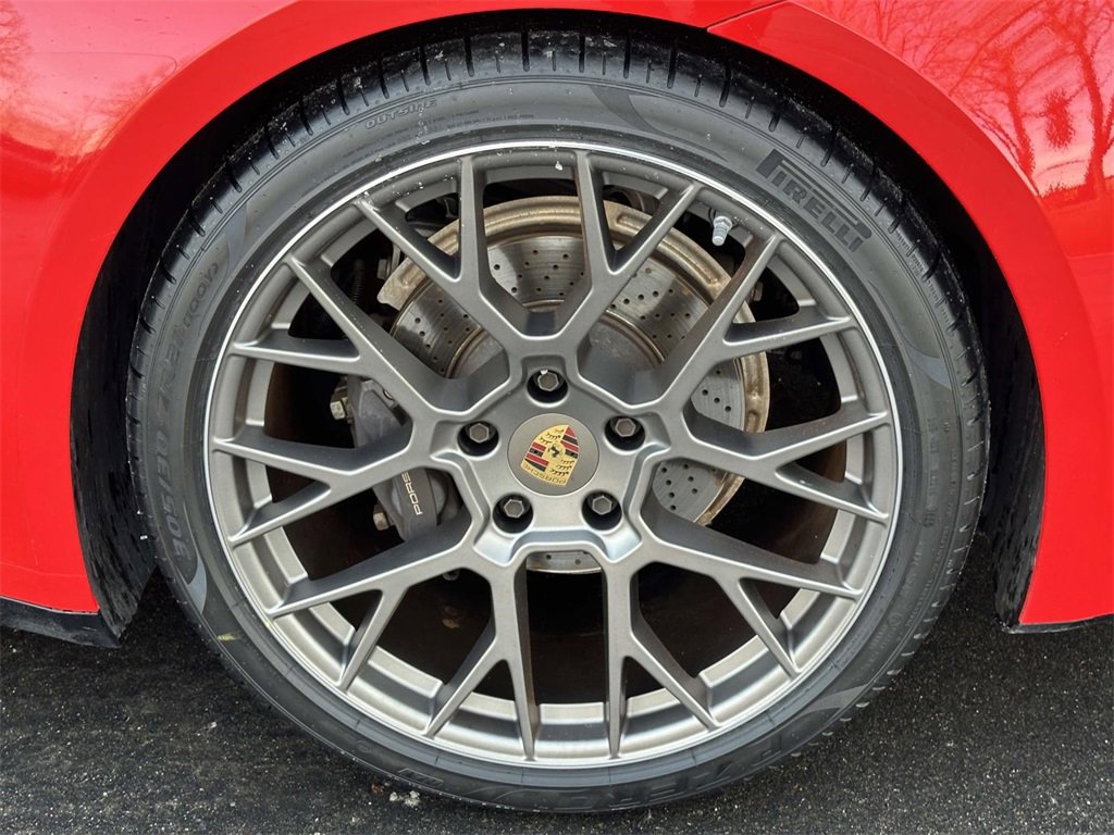 Used 2024 Porsche 911 Carrera image 8