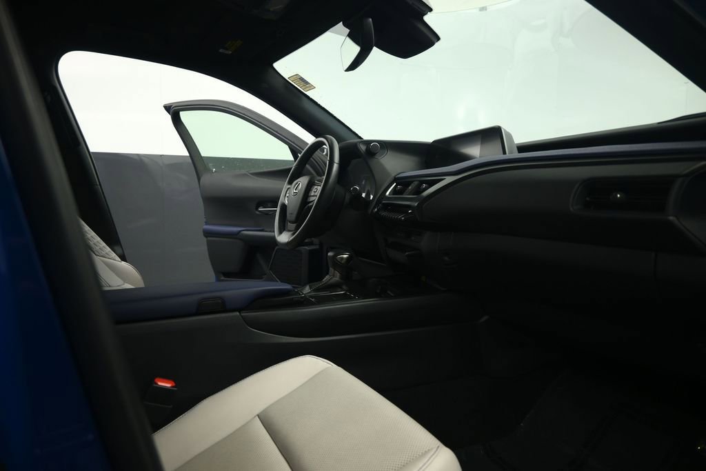 Used 2021 Lexus UX 250h w/ Premium Package AWD/4WD image 61