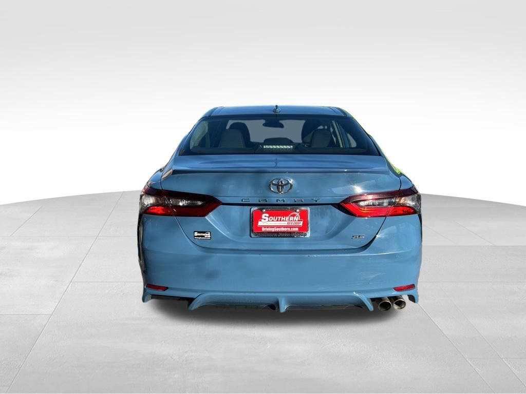 Used 2024 Toyota Camry SE image 17