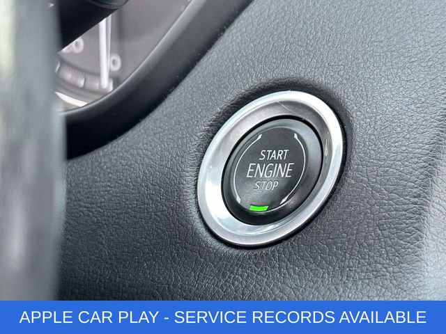 Used 2019 Cadillac XT4 Premium Luxury w/ Technology Package image 9