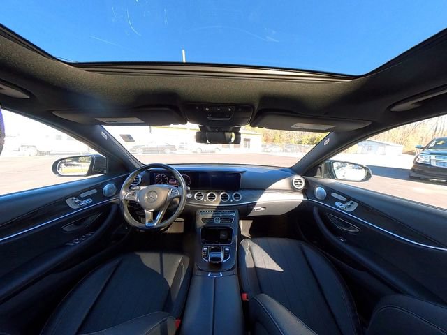 Used 2018 Mercedes-Benz E 300 4MATIC image 31