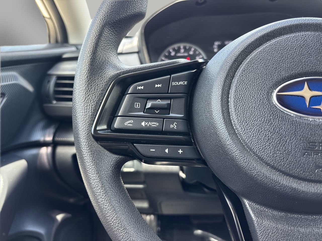 Used 2024 Subaru Crosstrek 2.0i Premium image 24