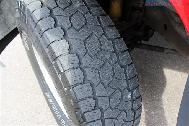 Used 1999 Chevrolet Silverado 1500 LS w/ Off-Road Chassis Pkg AWD/4WD image 3