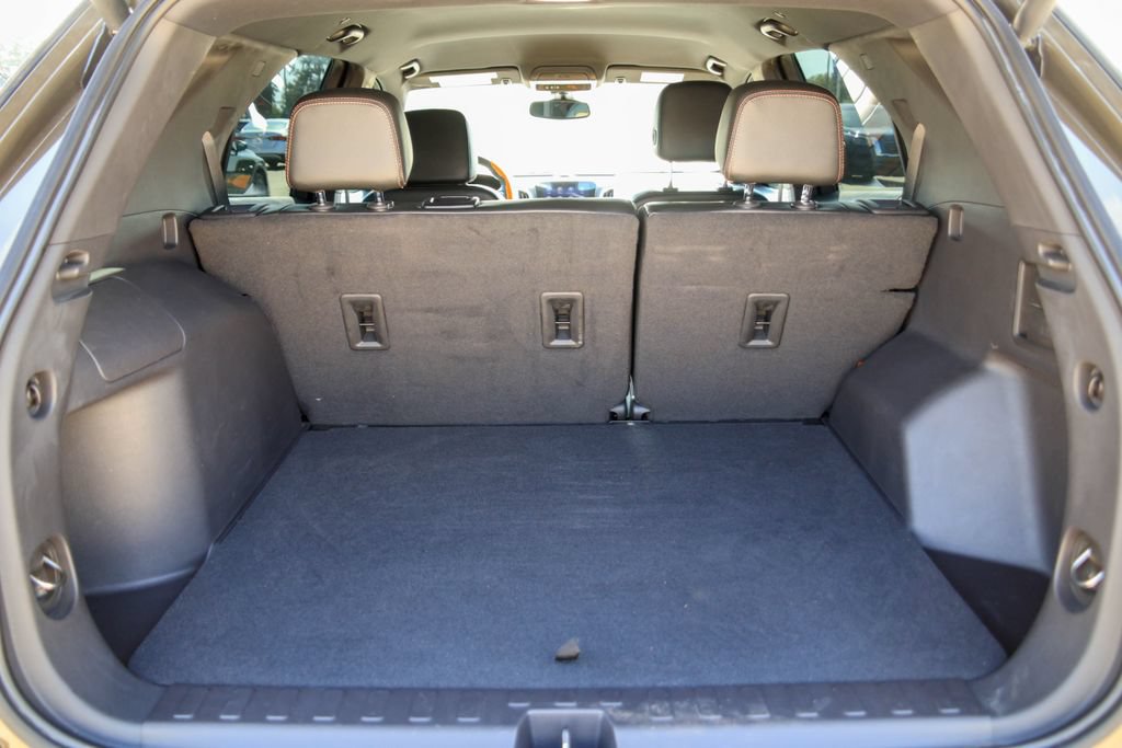 Used 2024 Chevrolet Equinox Premier FWD image 26