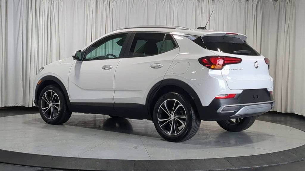 Used 2023 Buick Encore GX Select w/ Safety Package II FWD image 8