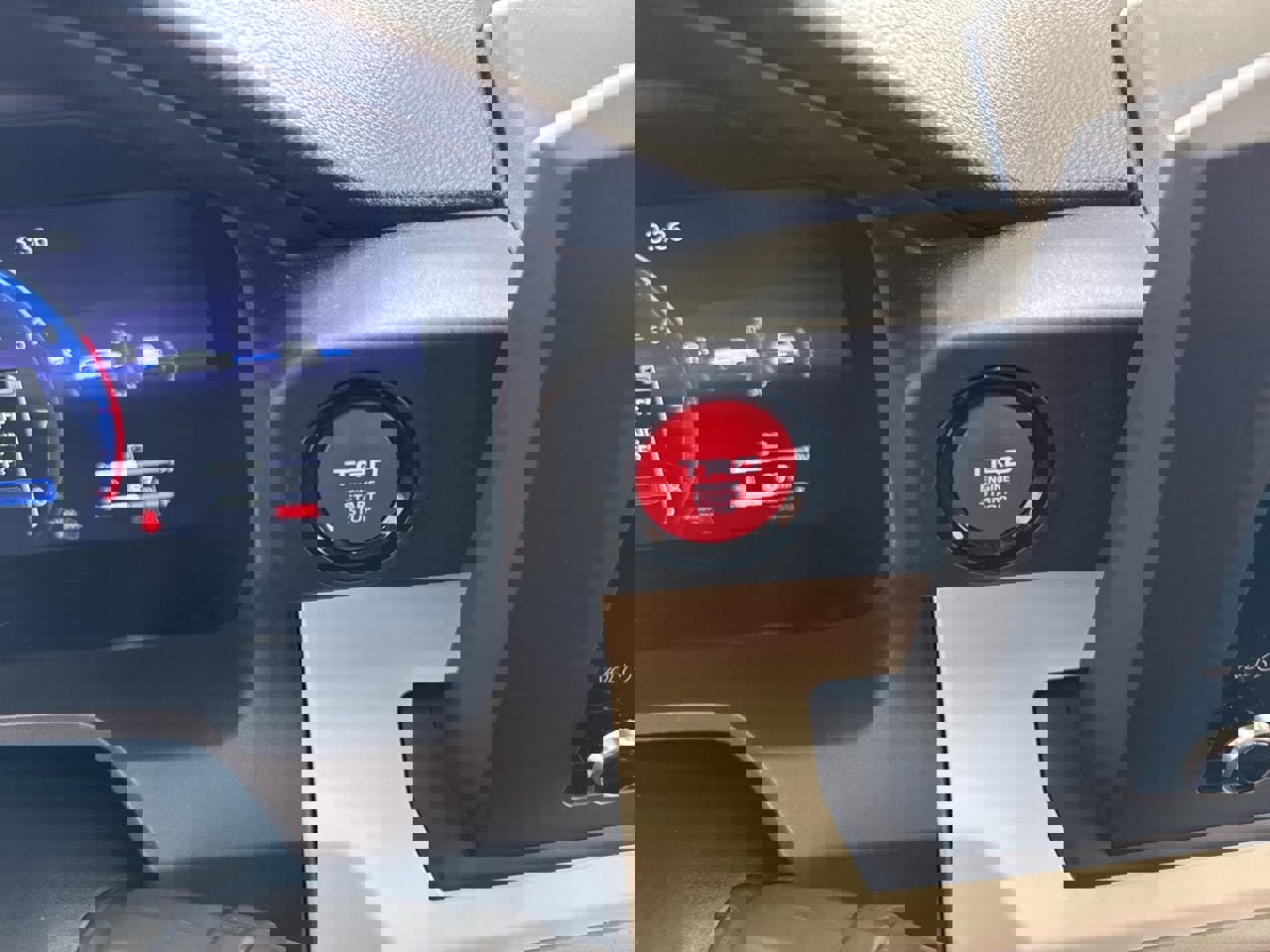 Certified 2024 Toyota Tacoma TRD Off-Road image 22