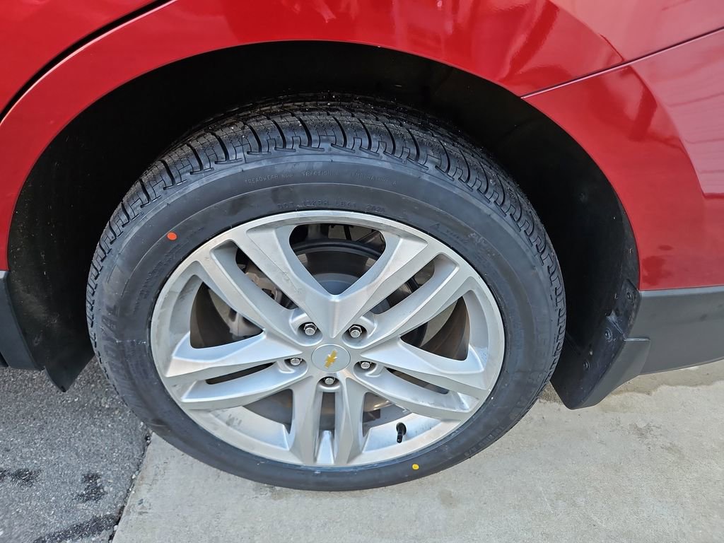 Used 2020 Chevrolet Equinox Premier image 34