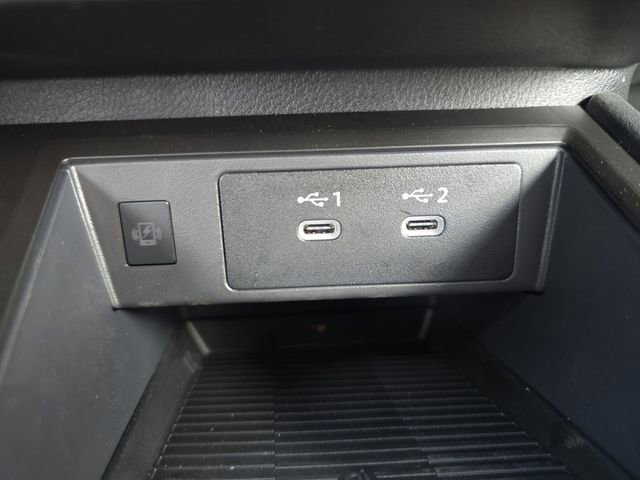 New 2026 Nissan Kicks SV image 6