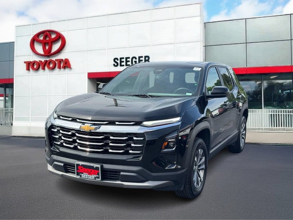 Used 2026 Chevrolet Equinox LT AWD/4WD image 10