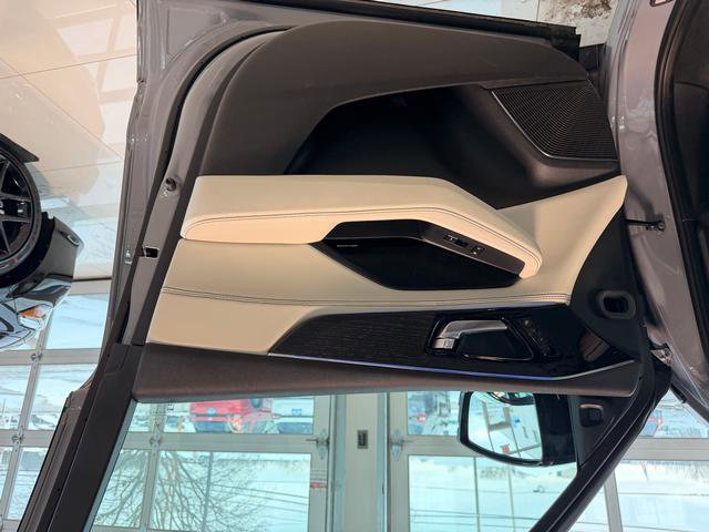 Used 2025 Acura MDX Type S image 39