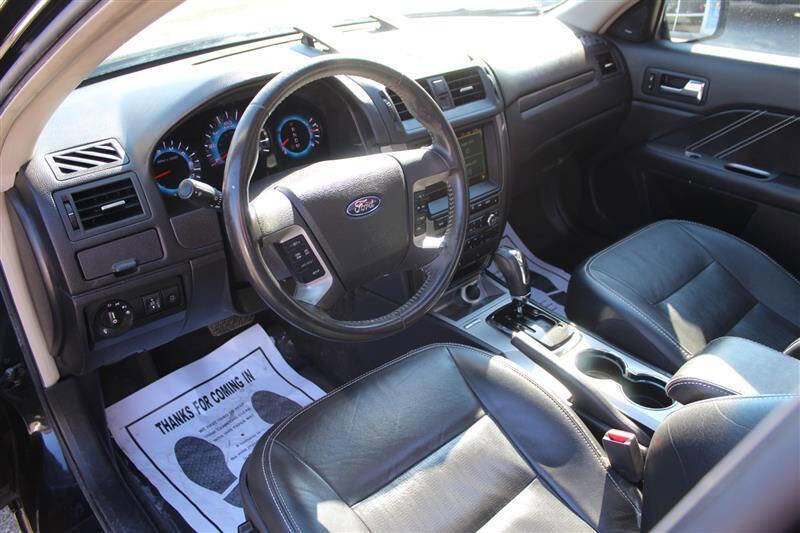 Used 2010 Ford Fusion Sport image 17