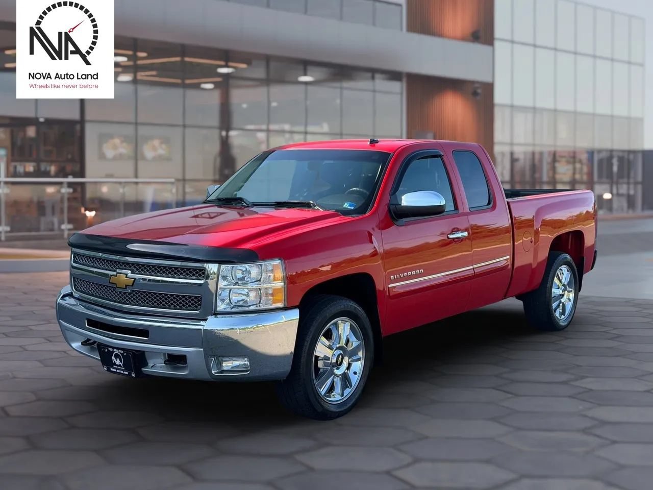 Used 2013 Chevrolet Silverado 1500 LT AWD/4WD image 5