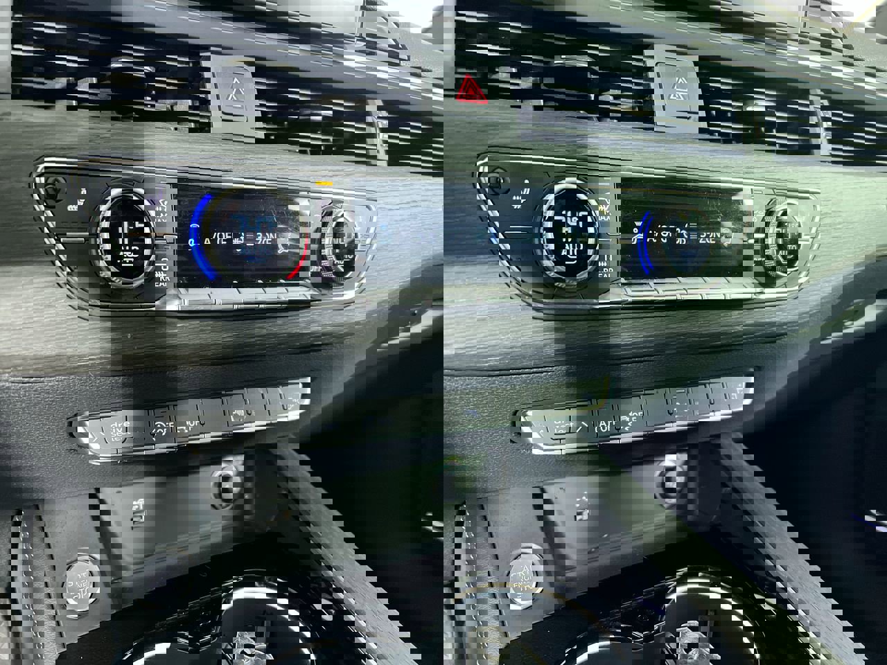 Used 2023 Audi A4 2.0T Premium Plus image 24