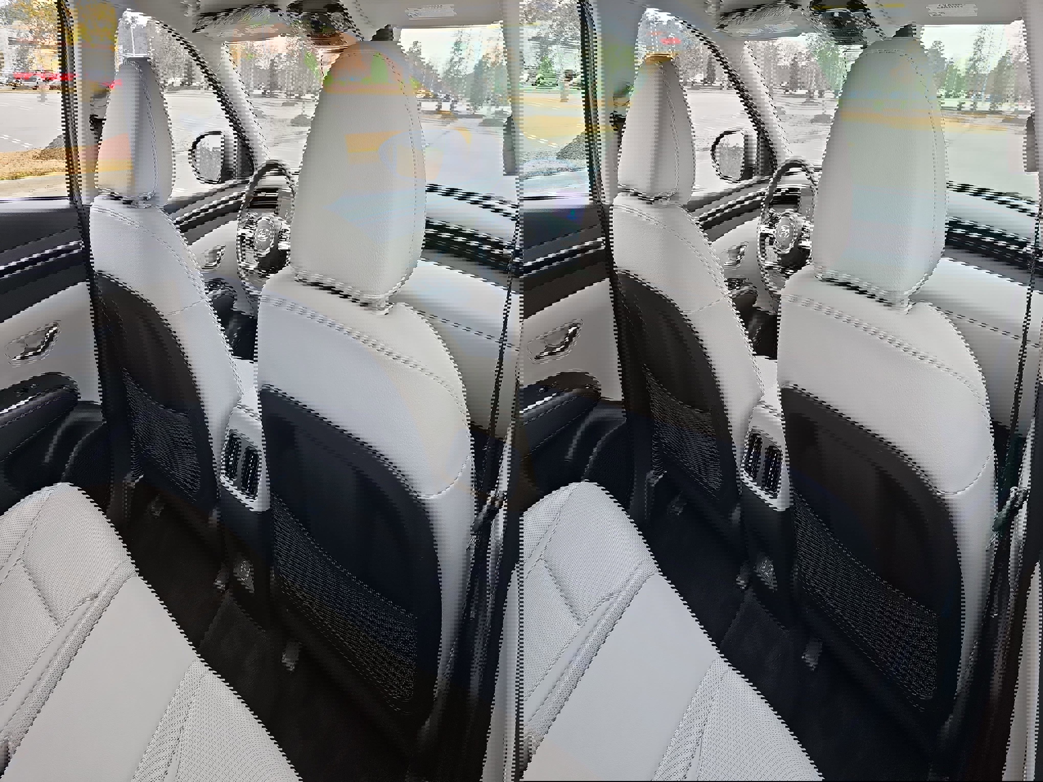 Used 2024 Hyundai Tucson Limited image 11