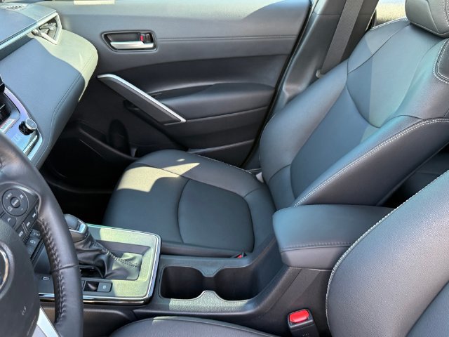 Used 2026 Toyota Corolla Cross XLE w/ Convenience Package FWD image 9