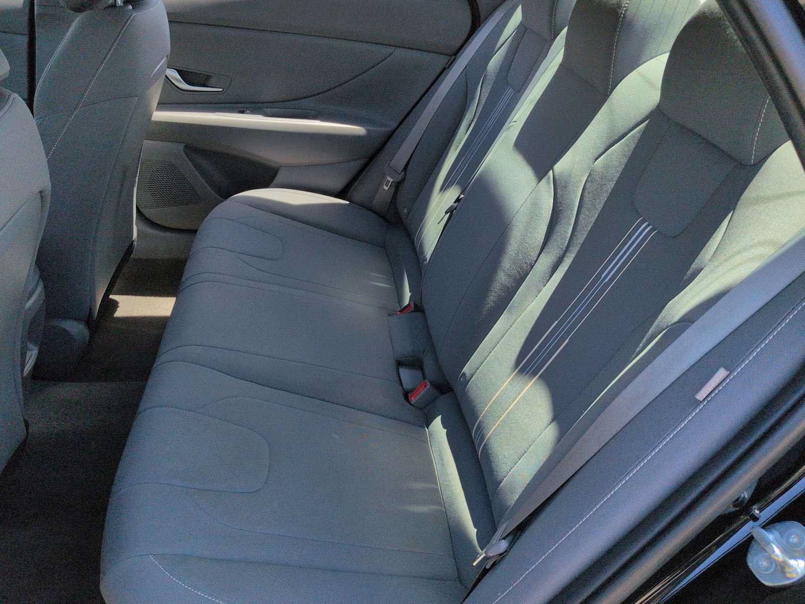 Certified 2024 Hyundai Elantra SEL FWD image 20
