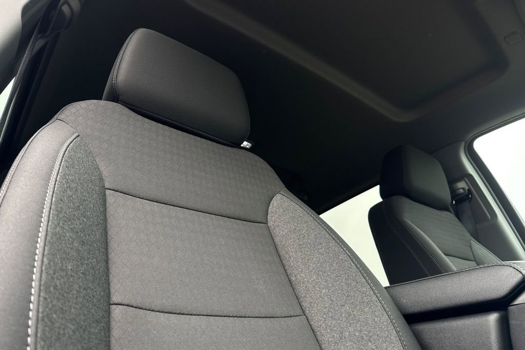 Used 2024 Chevrolet Silverado 1500 Custom RWD image 18