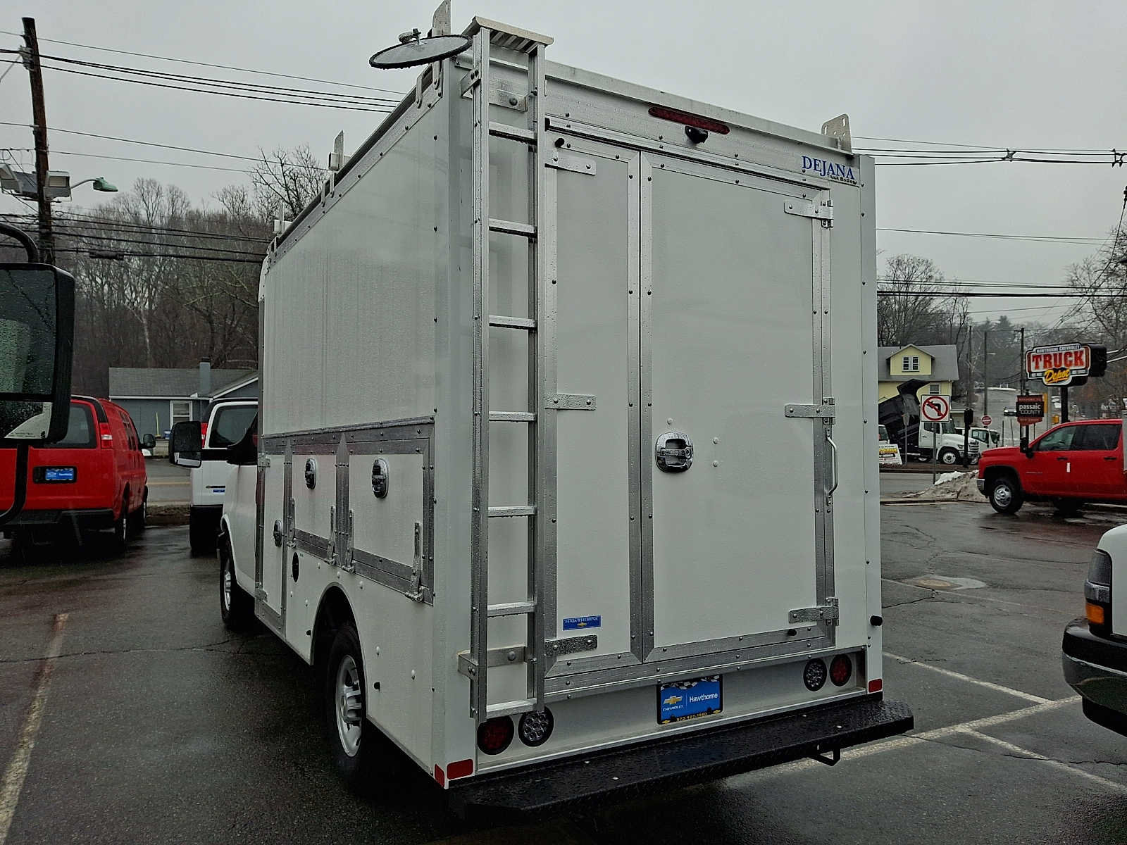 New 2026 Chevrolet Express 3500 w/ Power Convenience Package RWD image 4