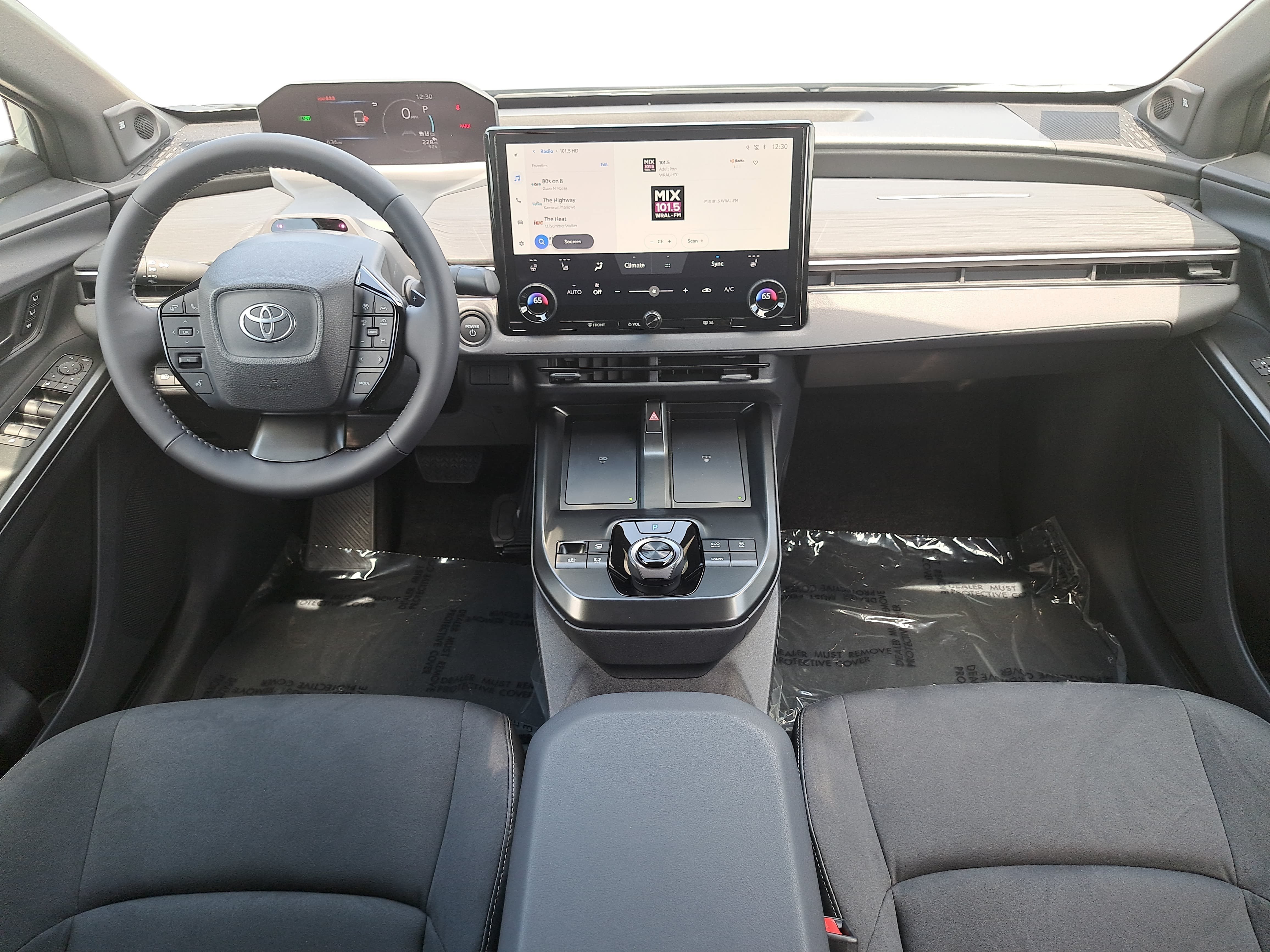 Used 2026 Toyota C-HR AWD/4WD image 9
