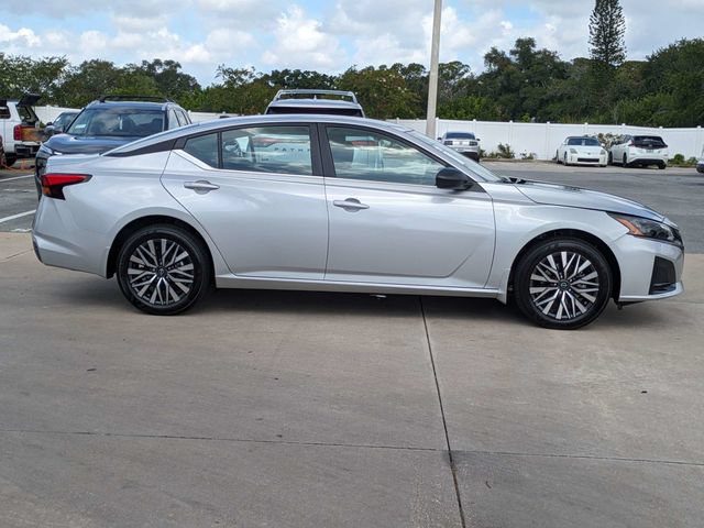 New 2026 Nissan Altima 2.5 SV AWD/4WD image 4