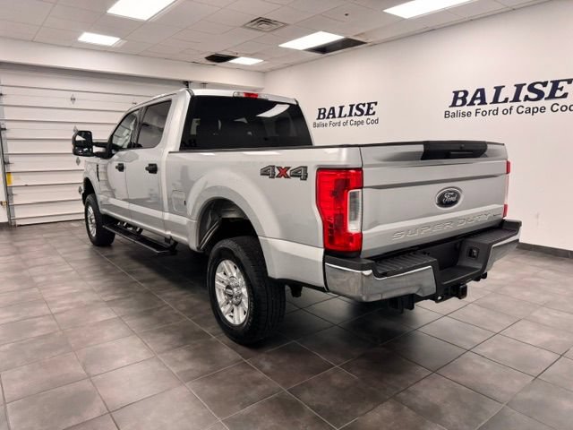 Used 2019 Ford F250 XLT w/ Snow Plow Prep Package AWD/4WD image 5