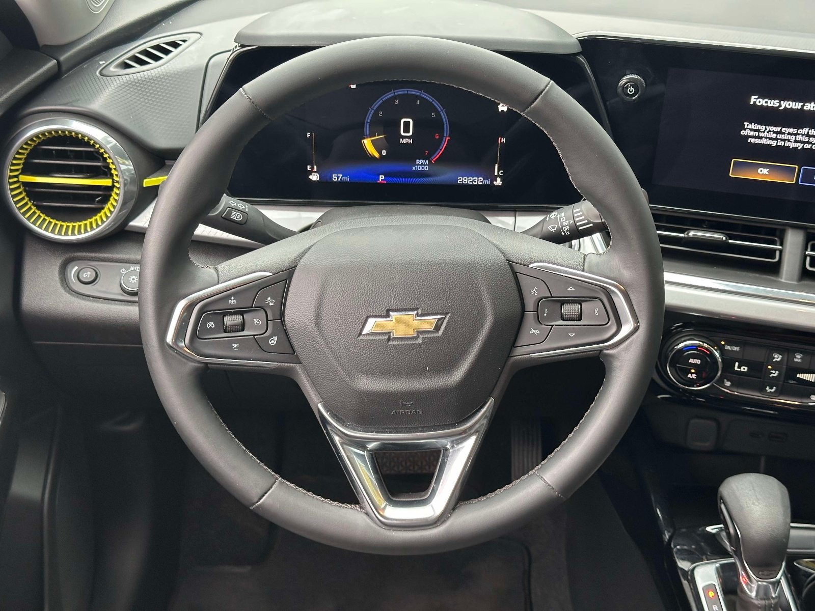 Certified 2024 Chevrolet Trax LT w/ Driver Confidence Package FWD image 11