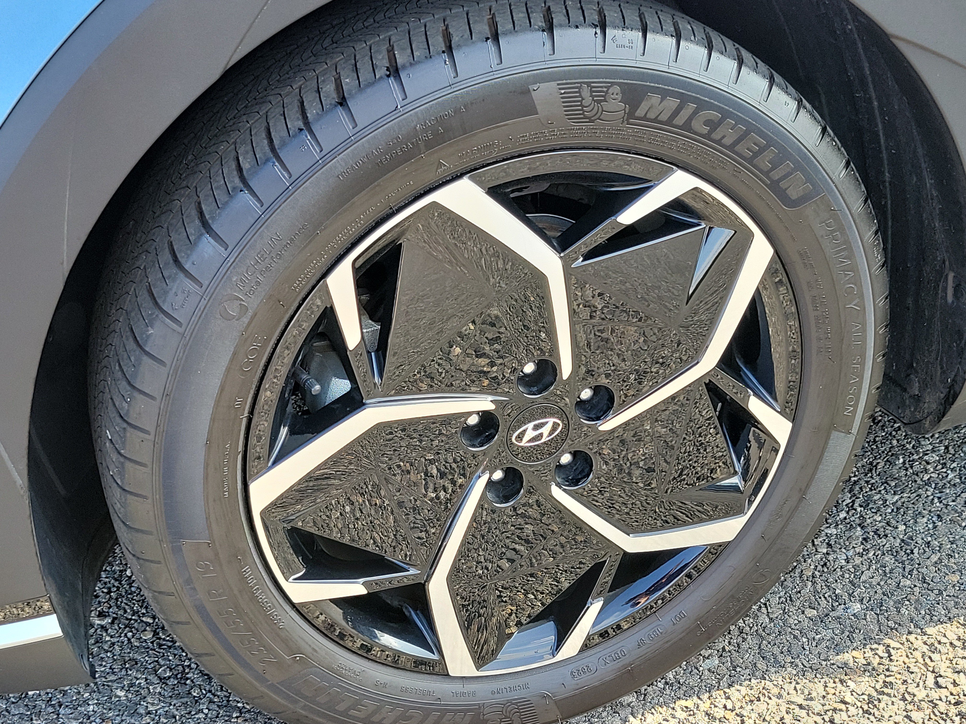 Certified 2024 Hyundai Ioniq 5 SEL RWD image 7