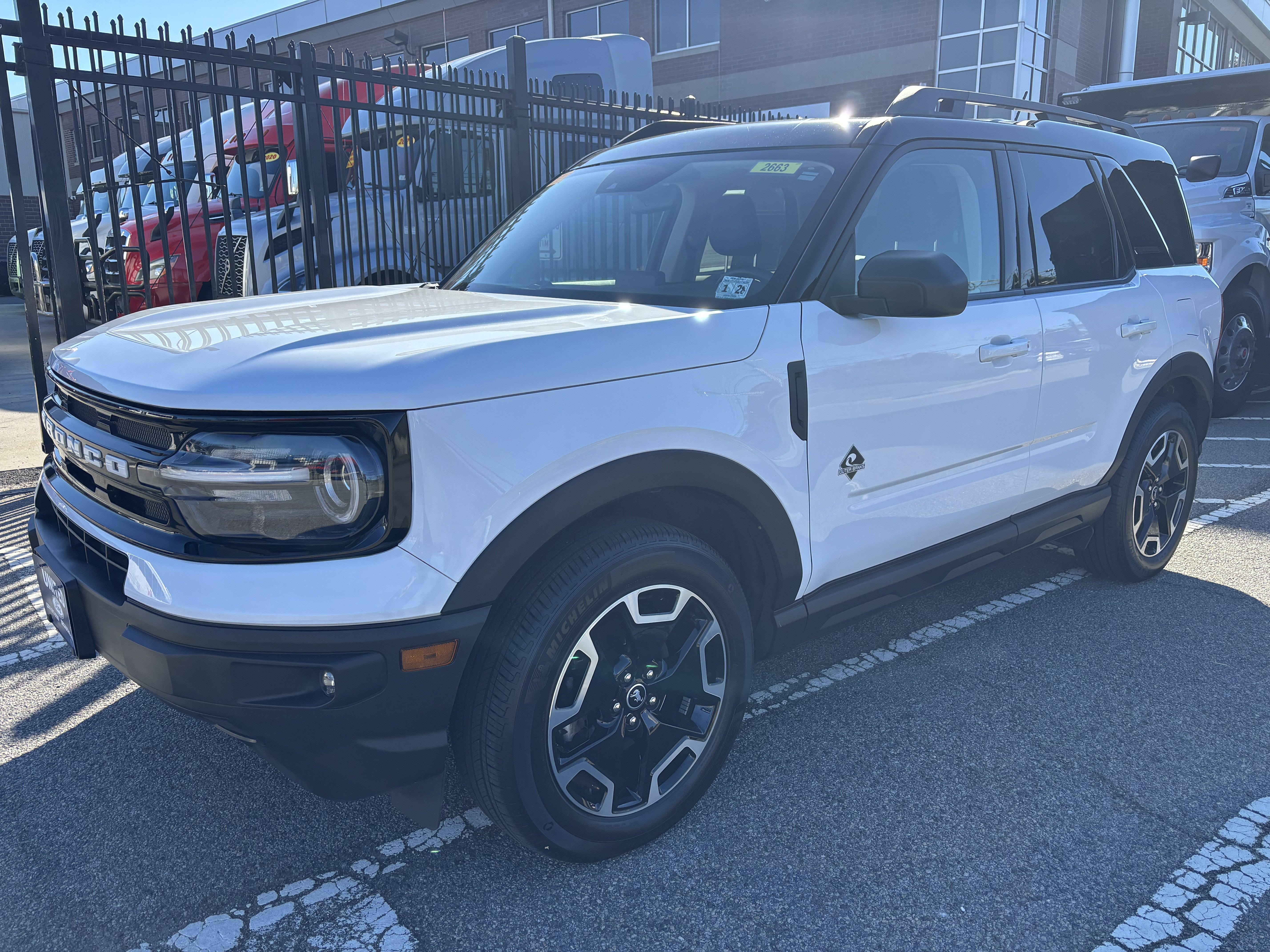 Used 2022 Ford Bronco Sport Outer Banks w/ Tech Package image 2