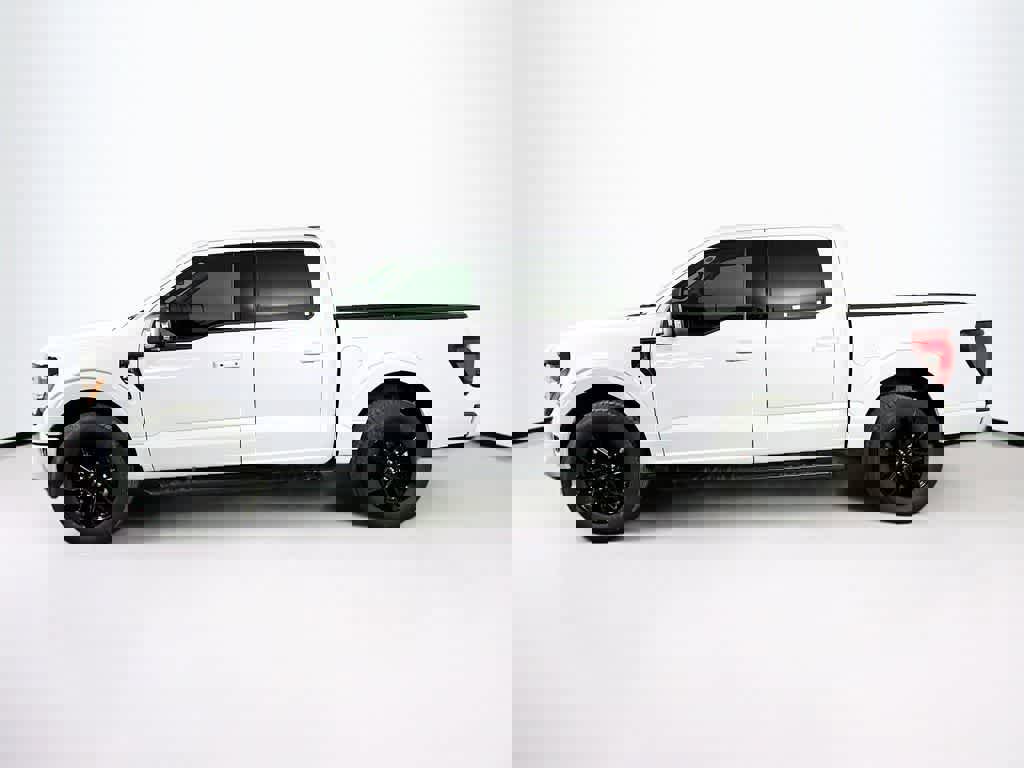 New 2025 Ford F150 XLT w/ Equipment Group 302A MID image 3