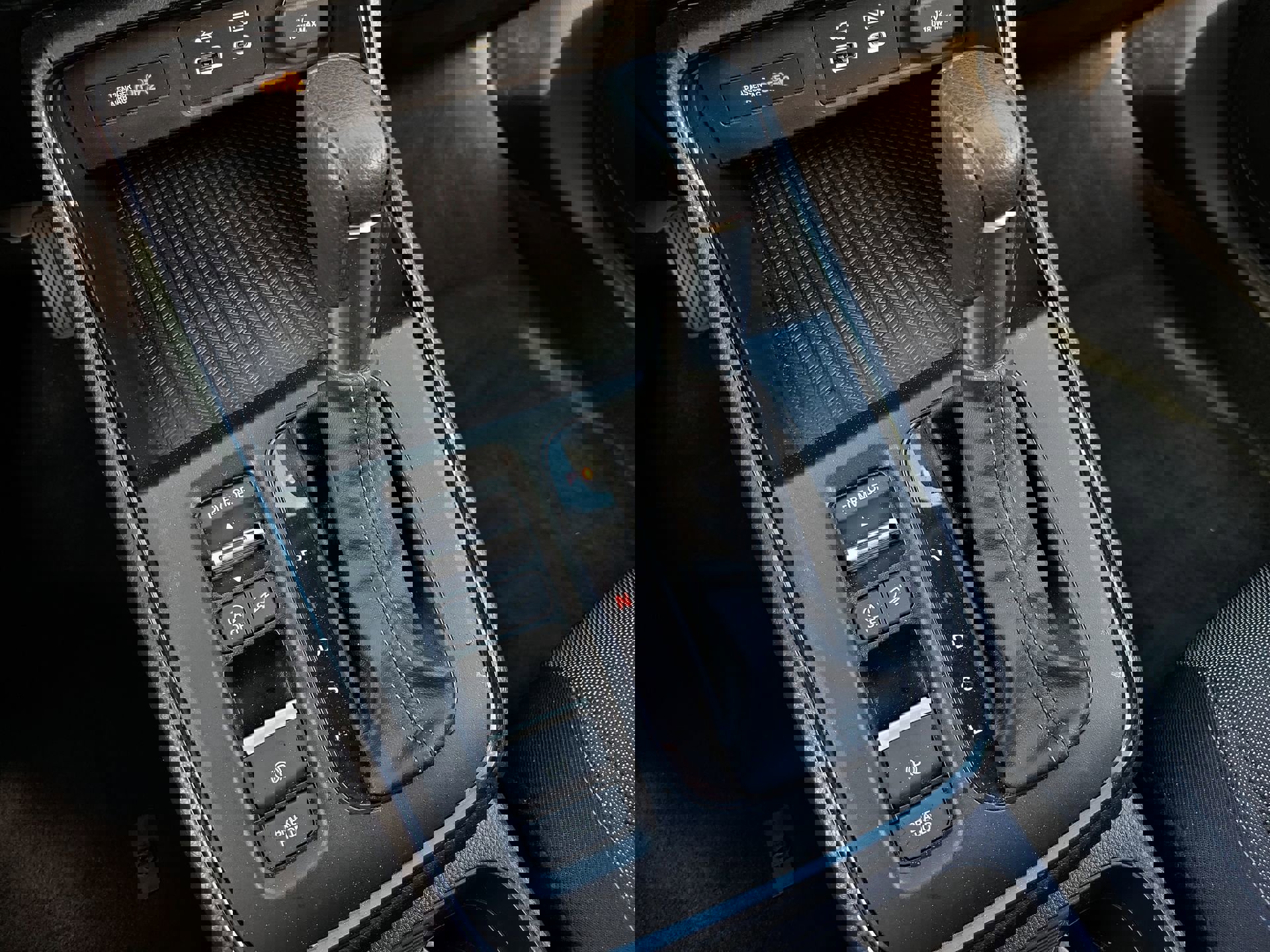 Used 2023 Honda CR-V EX image 29