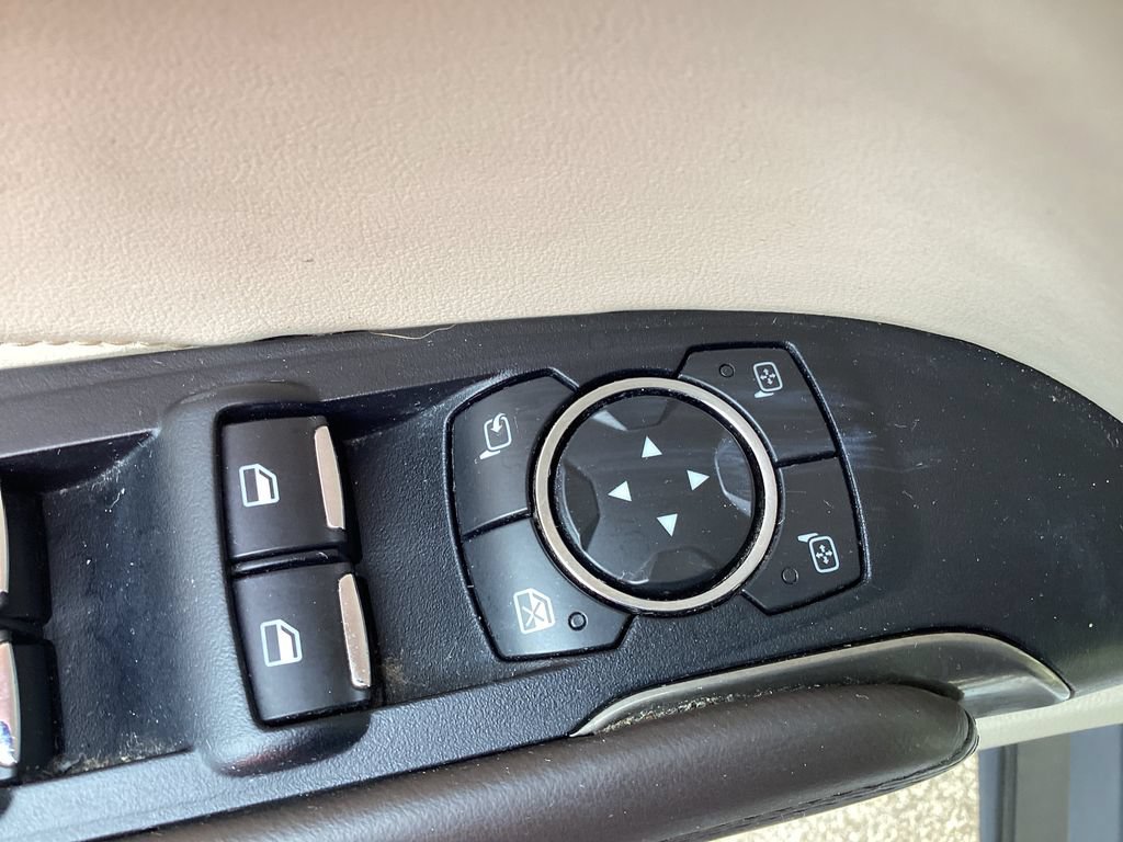 Used 2016 Lincoln MKC Reserve w/ Lincoln MKC Climate Package AWD/4WD image 38