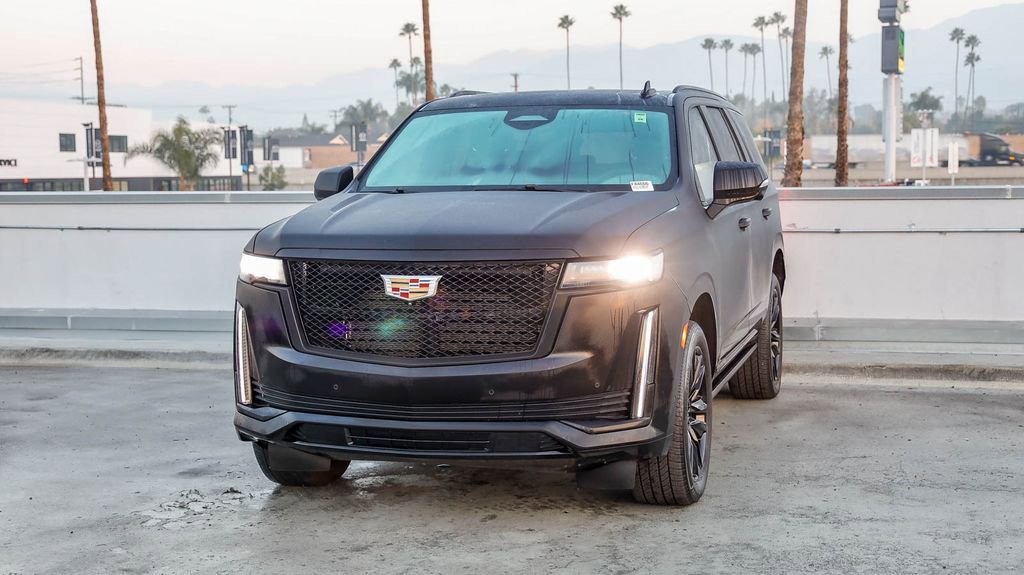 Used 2024 Cadillac Escalade Sport w/ Touring Package image 4