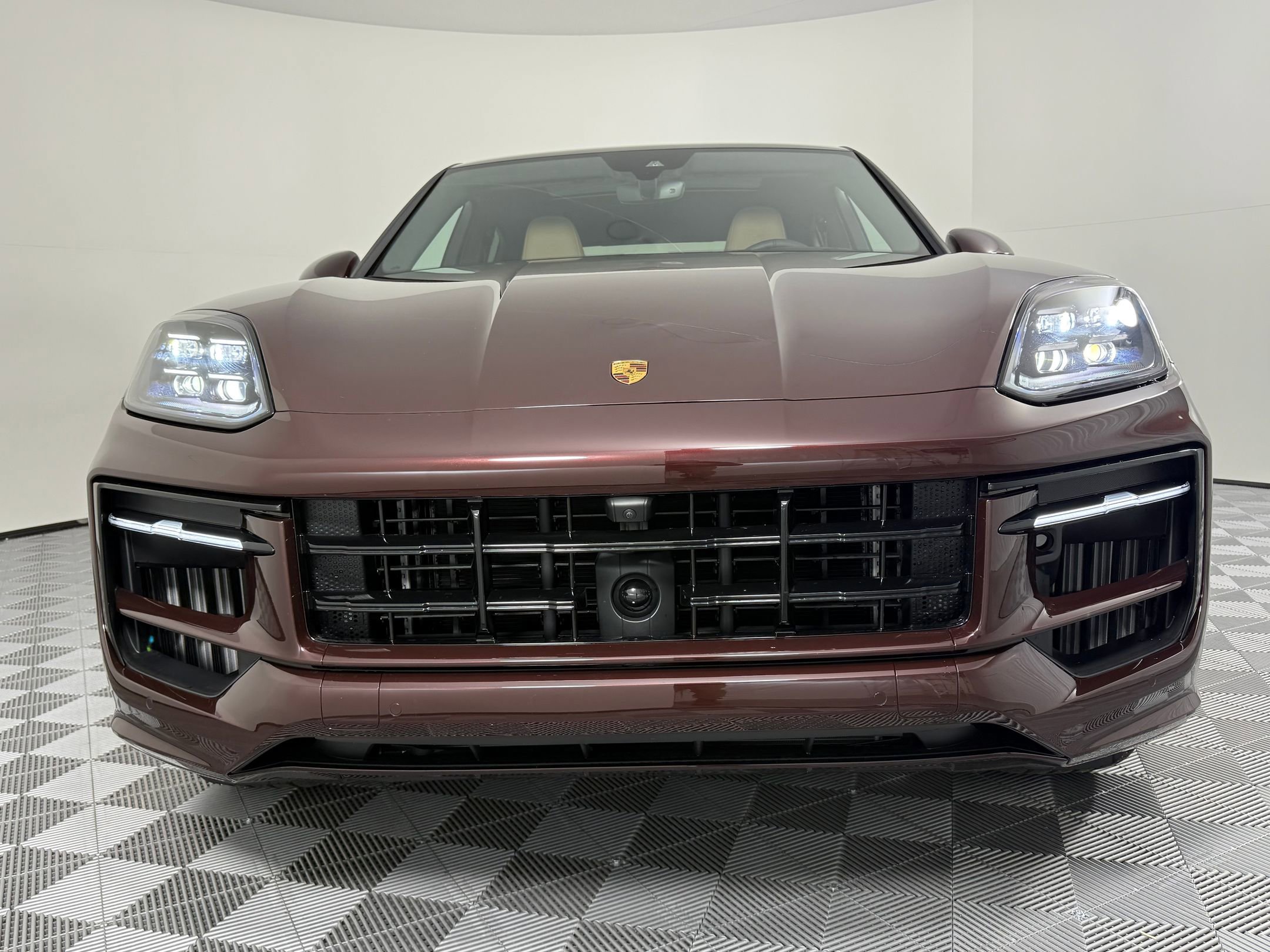 New 2026 Porsche Cayenne GTS image 6