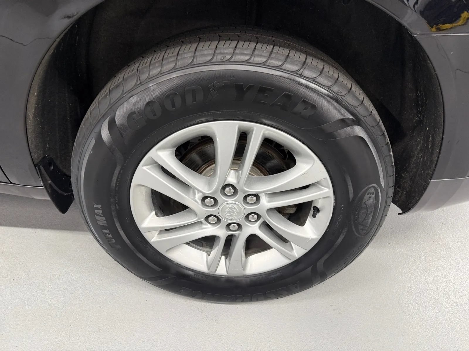 Used 2021 Buick Enclave Essence w/ Sound and Sites Package AWD/4WD image 35