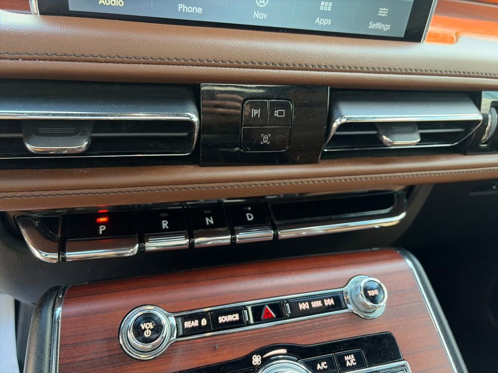 Used 2023 Lincoln Aviator Grand Touring w/ Equipment Group 301A AWD/4WD image 20