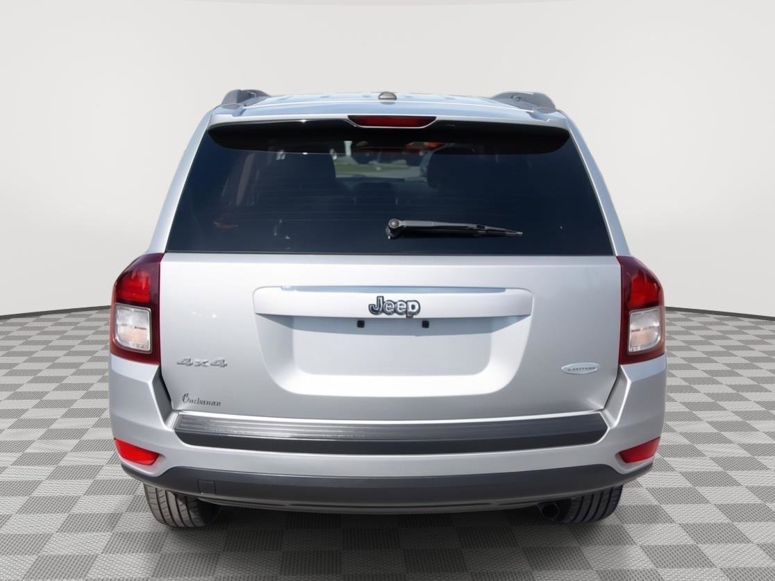 Used 2016 Jeep Compass Latitude AWD/4WD image 6