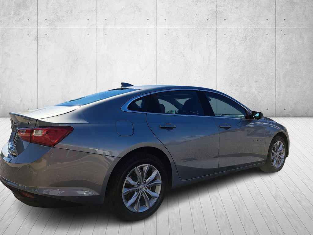 Used 2025 Chevrolet Malibu LT image 5