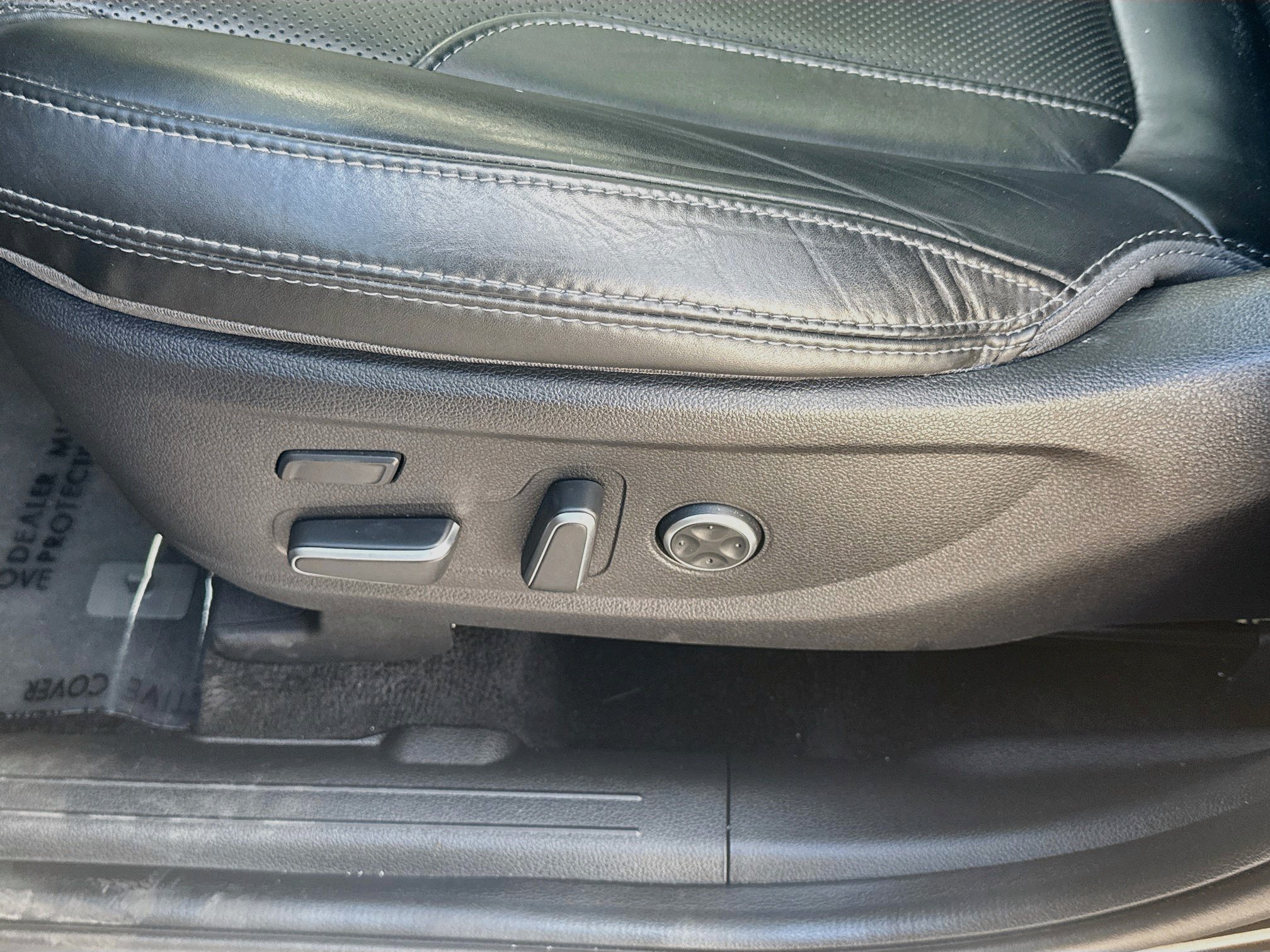 Used 2023 Hyundai Santa Fe Calligraphy FWD image 15